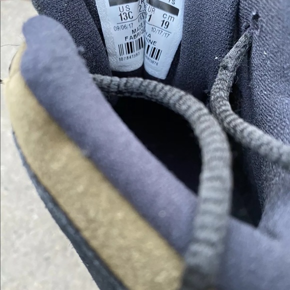 Nike Jordan Xlll Olive Kids Size 13C Rare - Picture 5 of 7